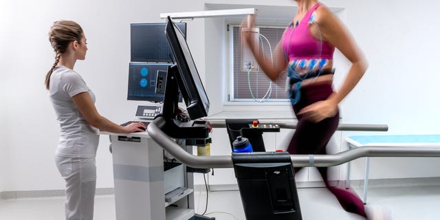 Gait analysis helps you choose the right shoes and improve running form.